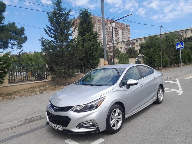Chevrolet Cruze-1