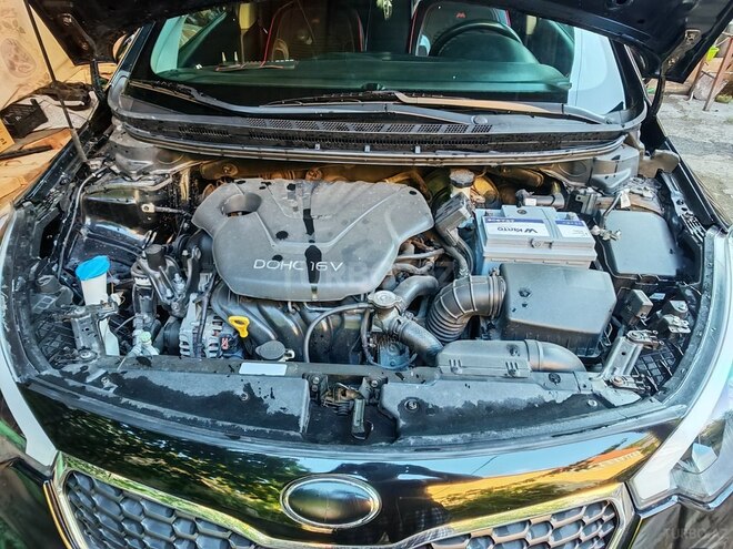 Kia Cerato-8