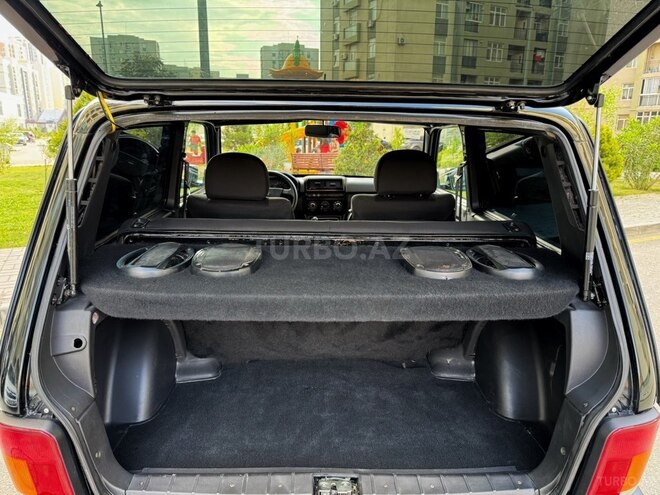 LADA (VAZ) Niva-10