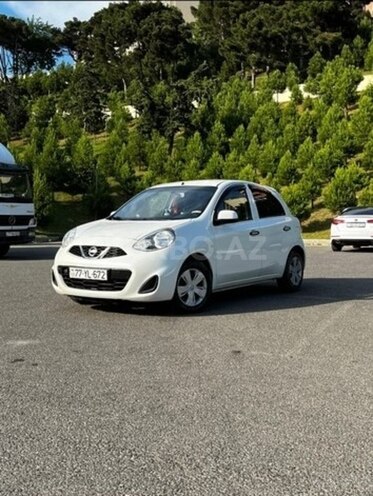 Nissan March-1