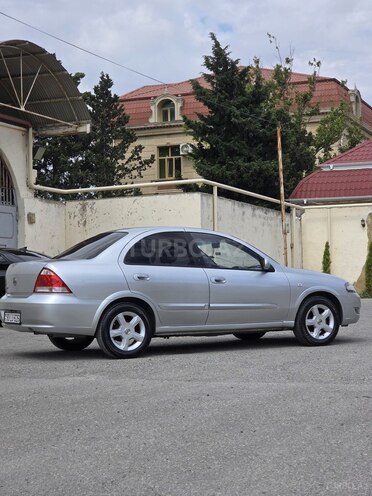 Nissan Sunny-11