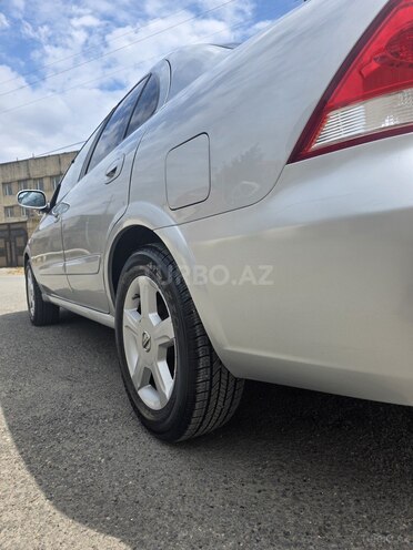 Nissan Sunny-13