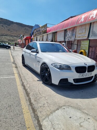 BMW 528-2