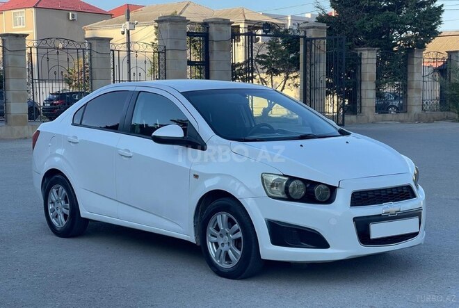 Chevrolet Aveo-2