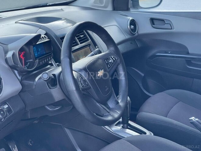Chevrolet Aveo-6