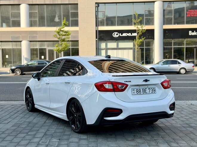 Chevrolet Cruze-17