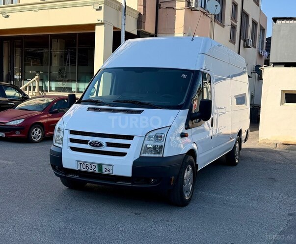 Ford Transit-1