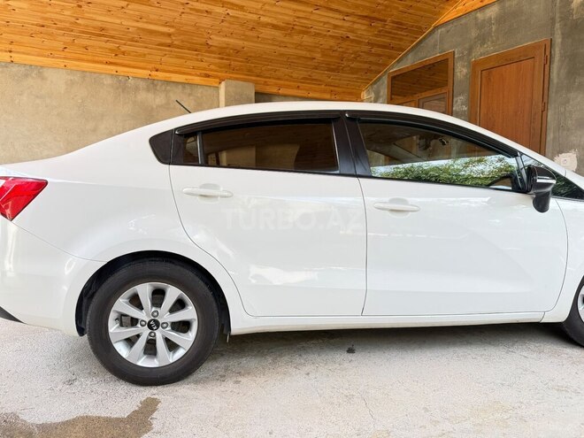 Kia Rio-16