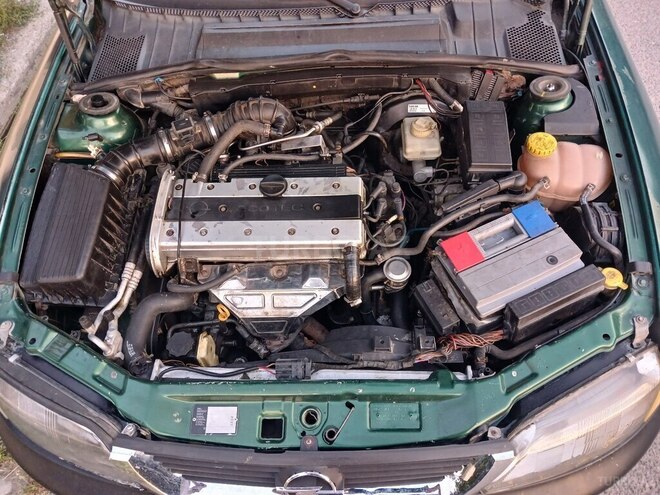 Opel Vectra-8