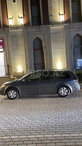 Renault Megane-7