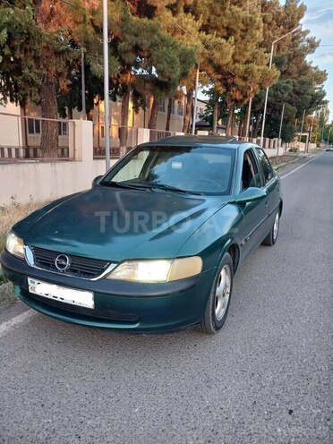 Opel Vectra-3