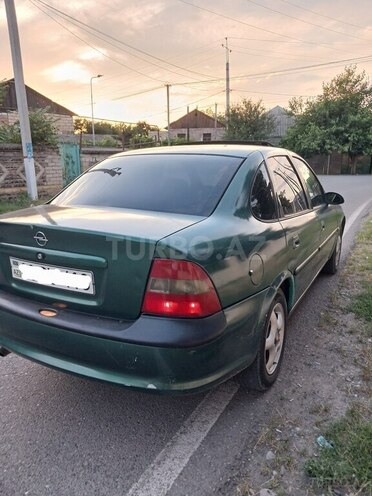 Opel Vectra-6