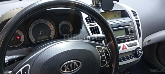 Kia Ceed-5