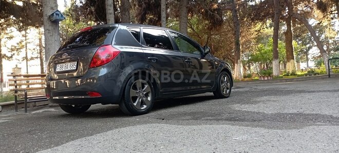Kia Ceed-10