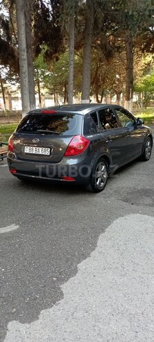 Kia Ceed-7