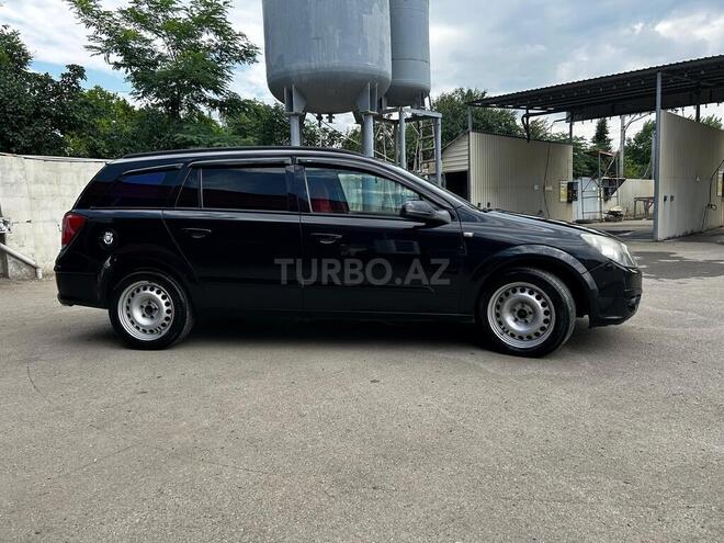 Opel Astra-2