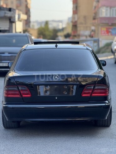 Mercedes E 280-6