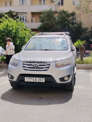 Hyundai Santa Fe-1