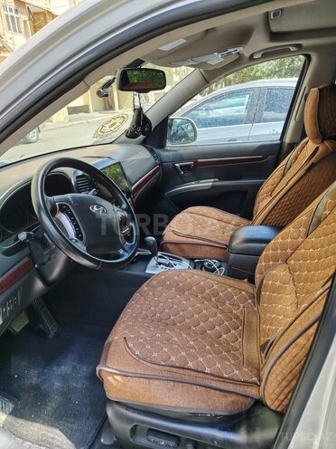 Hyundai Santa Fe-4