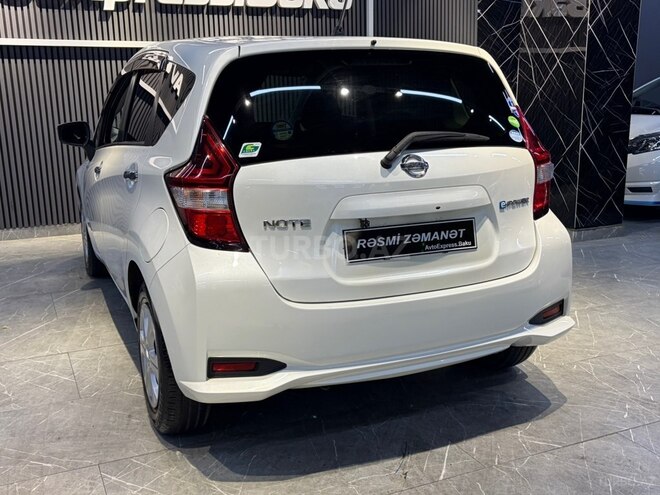 Nissan Note-4