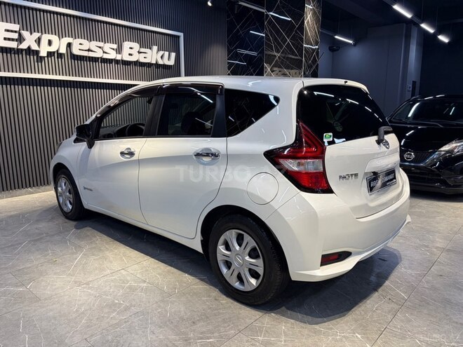 Nissan Note-3