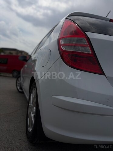 Hyundai i30-8