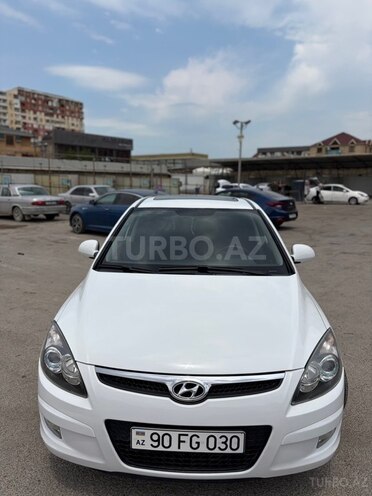 Hyundai i30-2