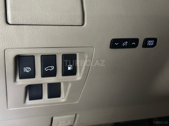 Lexus RX 350-23