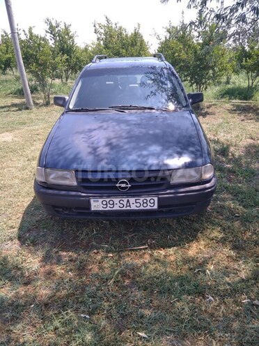 Opel Astra-1