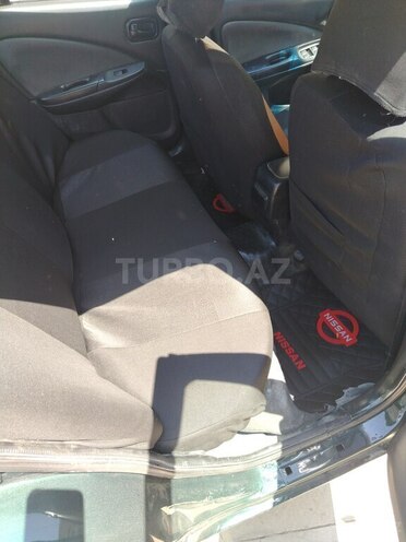 Nissan Sunny-6