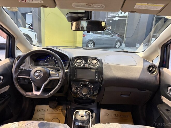 Nissan Note-8