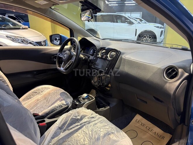 Nissan Note-9