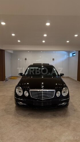 Mercedes E 350-1