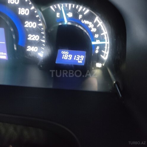 Toyota Camry-3