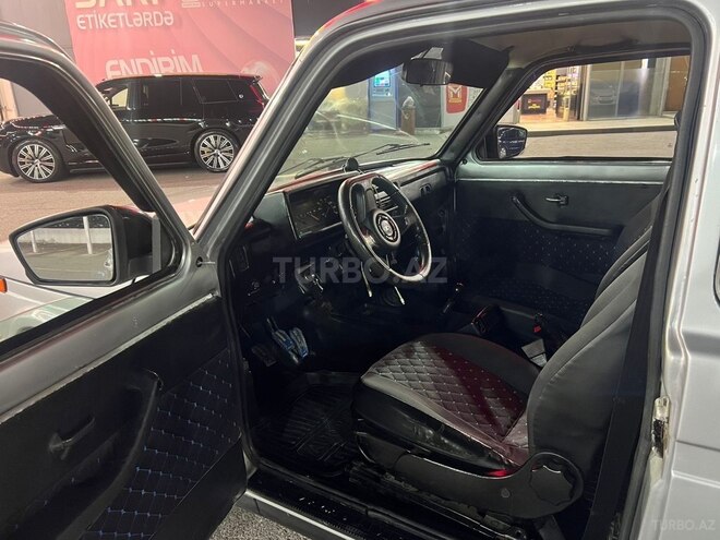 LADA (VAZ) Niva-6