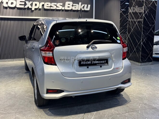 Nissan Note-4