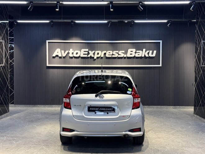 Nissan Note-6