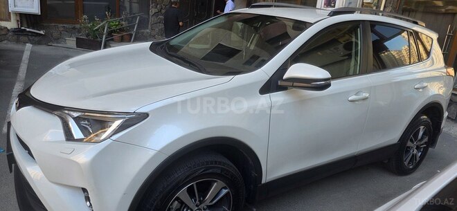 Toyota RAV4-3