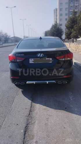 Hyundai Elantra-7
