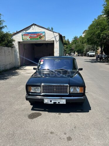 LADA (VAZ) 2107-1