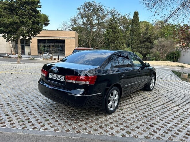 Hyundai Sonata-2