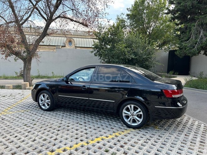 Hyundai Sonata-6