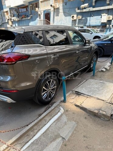 Geely Atlas Pro-10