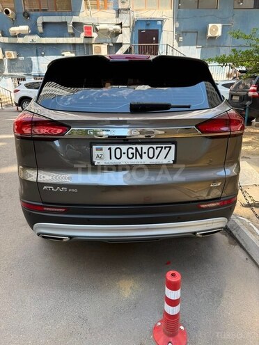 Geely Atlas Pro-13
