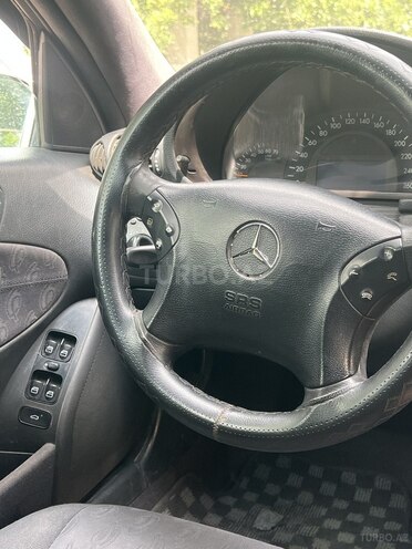Mercedes C 230-13