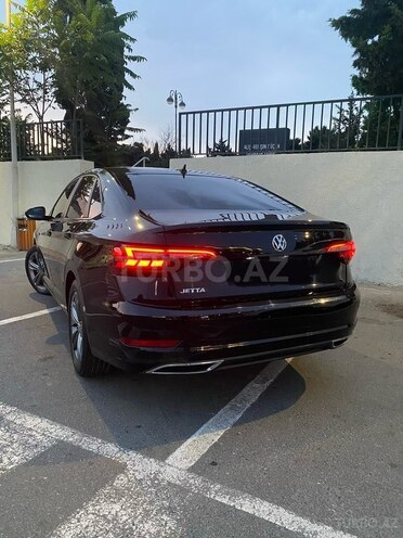 Volkswagen Jetta-9