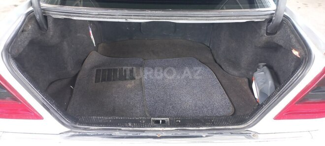 Mercedes C 200-6