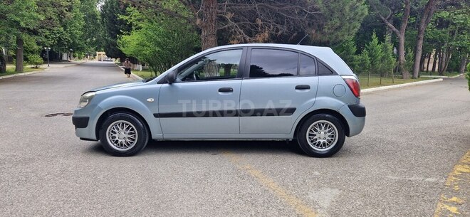 Kia Rio-19