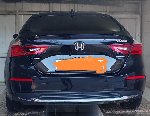 Honda Insight-4