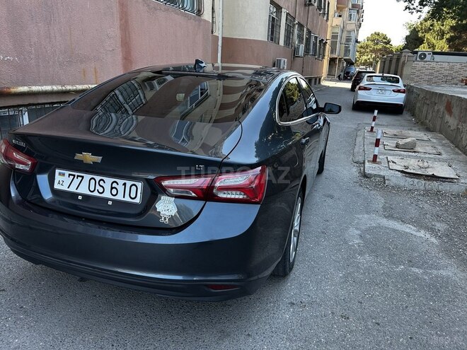 Chevrolet Malibu-14